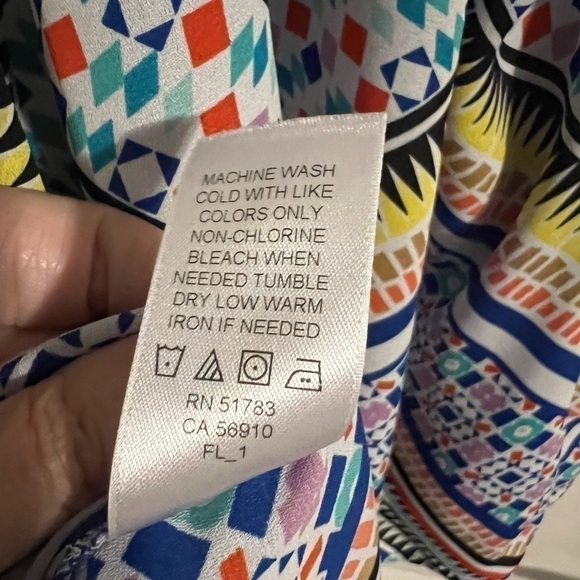 Reversible Maurice's Multi-colour and Navy BlueSleeveless Blouse -Medium NWOT - Picture 7 of 7